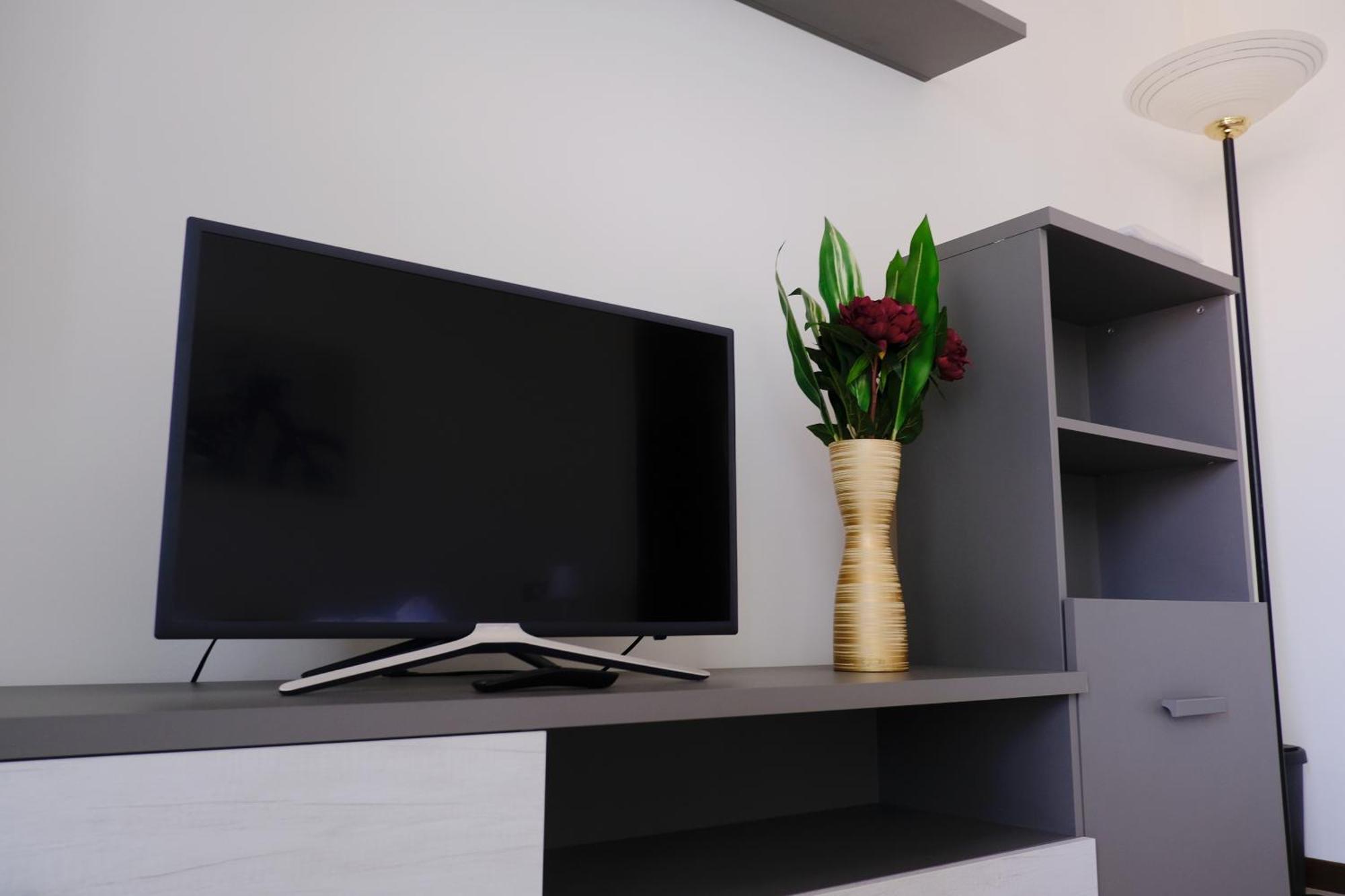 Bwr - Elegant Loft With Terrace, San Siro Apartment Mailand