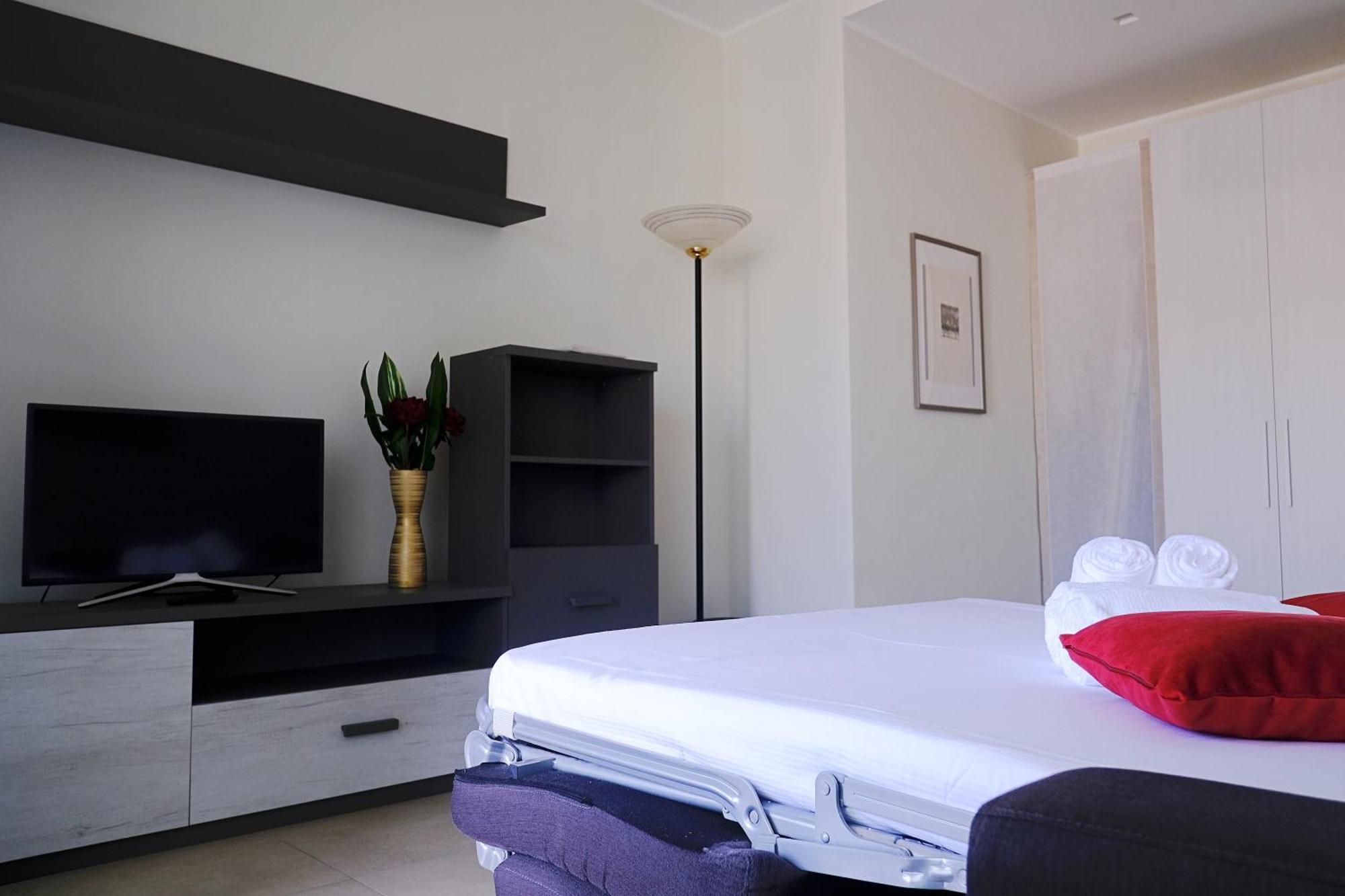 Bwr - Elegant Loft With Terrace, San Siro Apartment